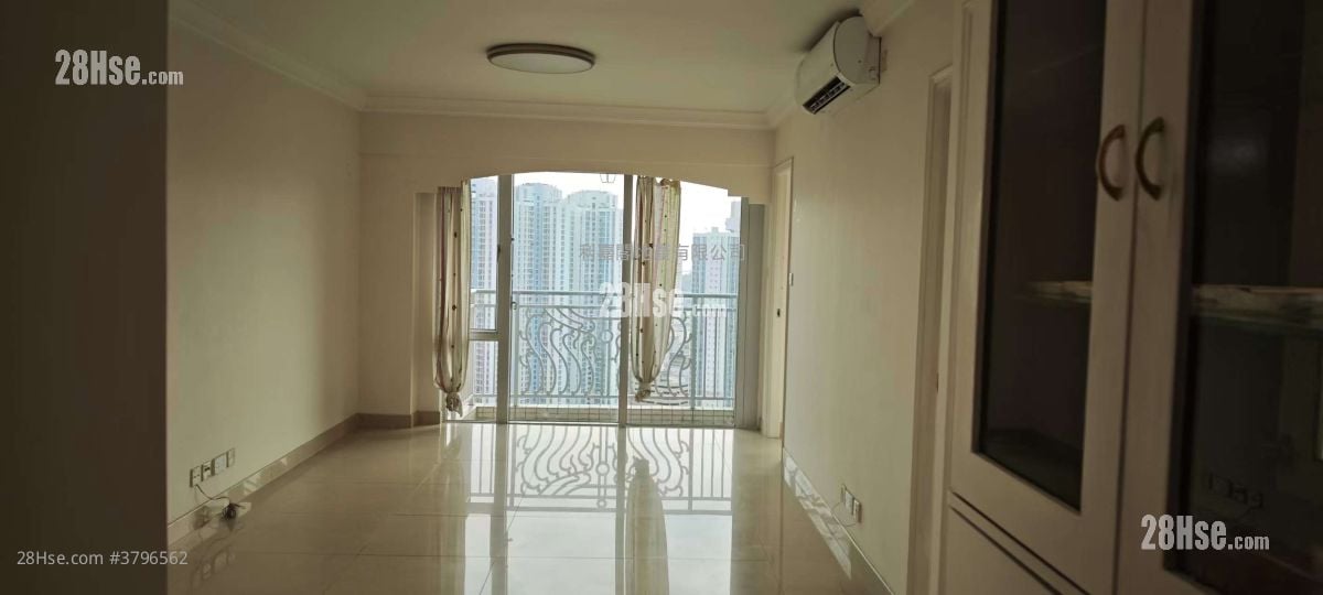 Vianni Cove Rental 684 ft²