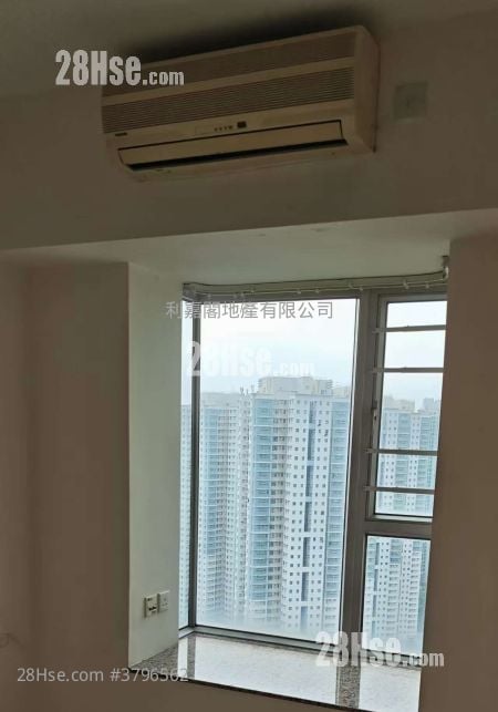 Vianni Cove Rental 684 ft²