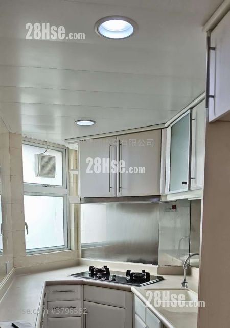 Vianni Cove Rental 684 ft²