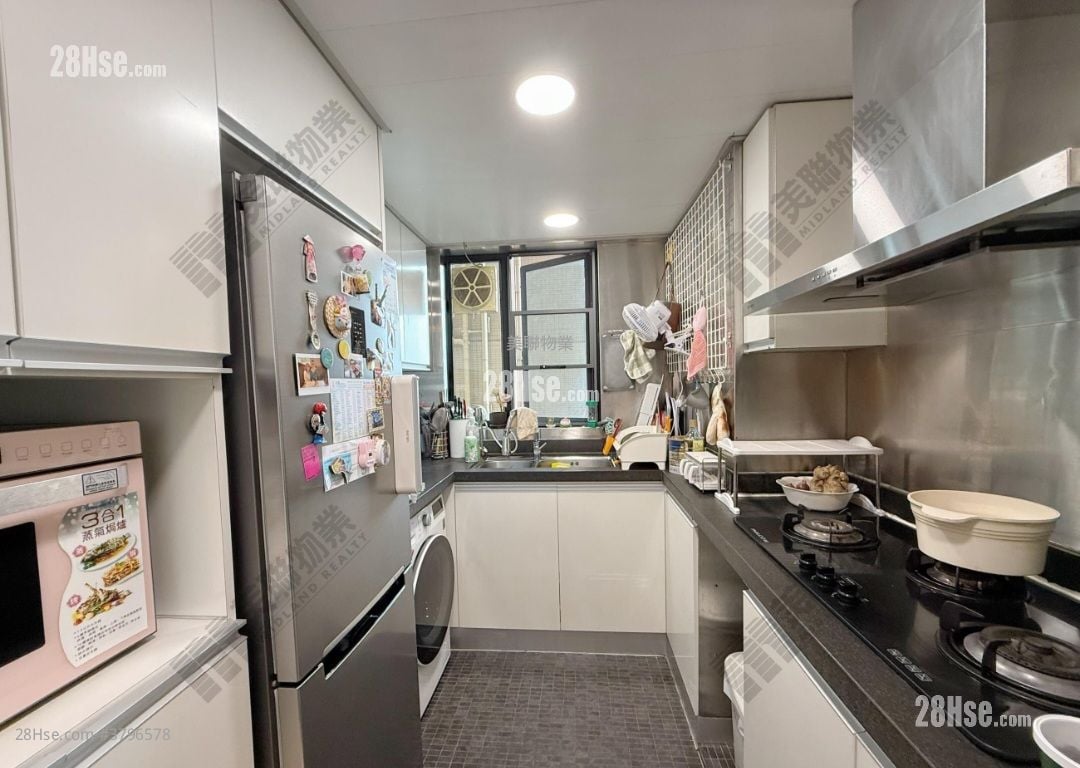 Park Island Sell 3 Bedrooms , 2 Bathrooms 707 ft²