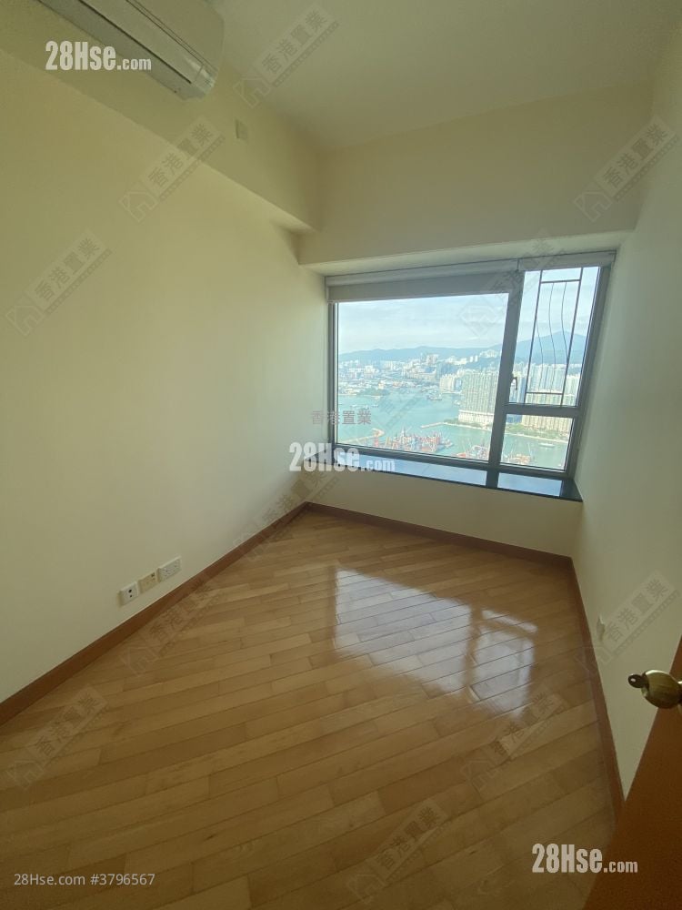 擎天半岛 售盘 3 房 , 2 浴室 781 平方尺