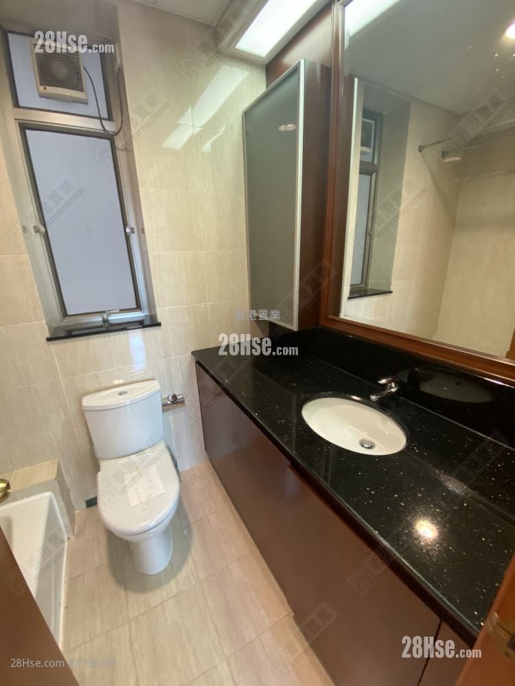 擎天半岛 售盘 3 房 , 2 浴室 781 平方尺