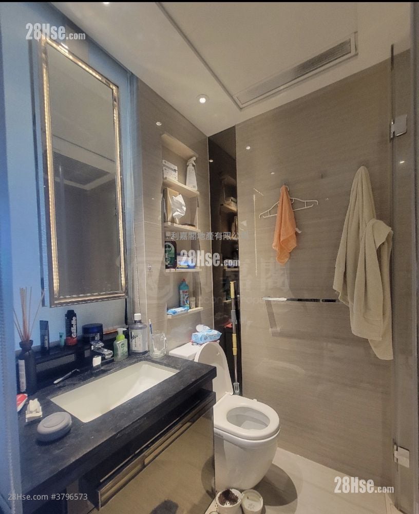 Cullinan West Sell Studio , 1 Bathroom 267 ft²