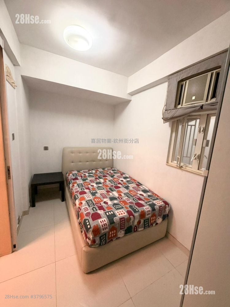 Gold Ming Building Rental 1 Bedroom 256 ft²