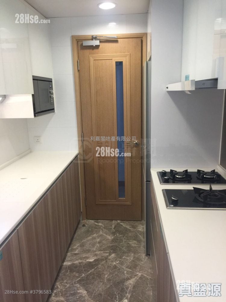 DIVA 售盘 3 房 , 2 浴室 717 平方尺