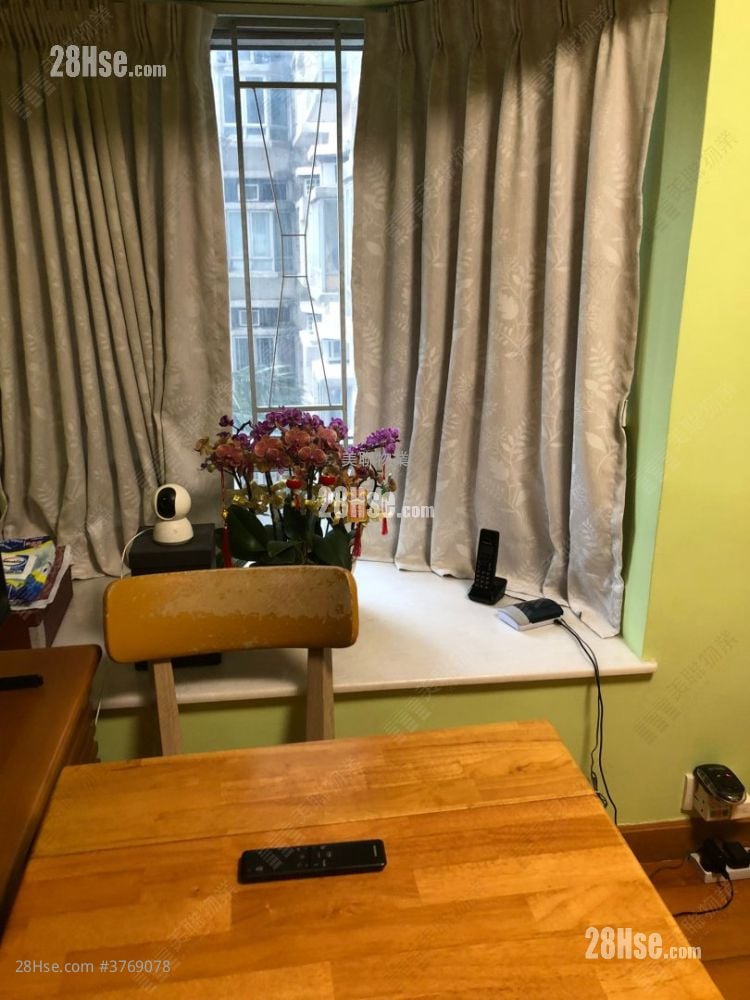 Greenfield Garden Sell 2 Bedrooms , 1 Bathroom 383 ft²