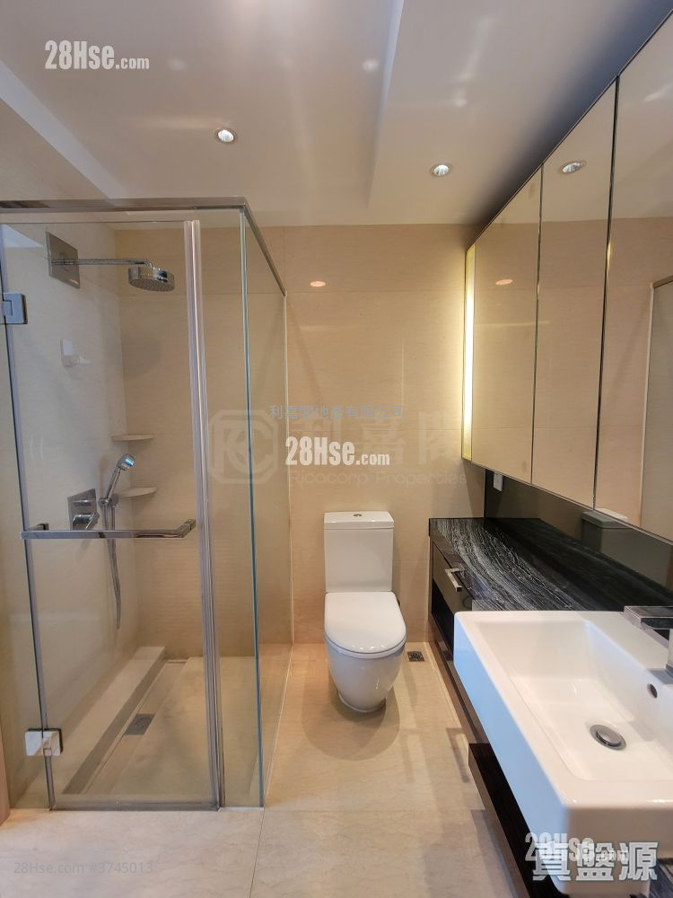 The Cullinan Sell 2 Bedrooms , 2 Bathrooms 635 ft²