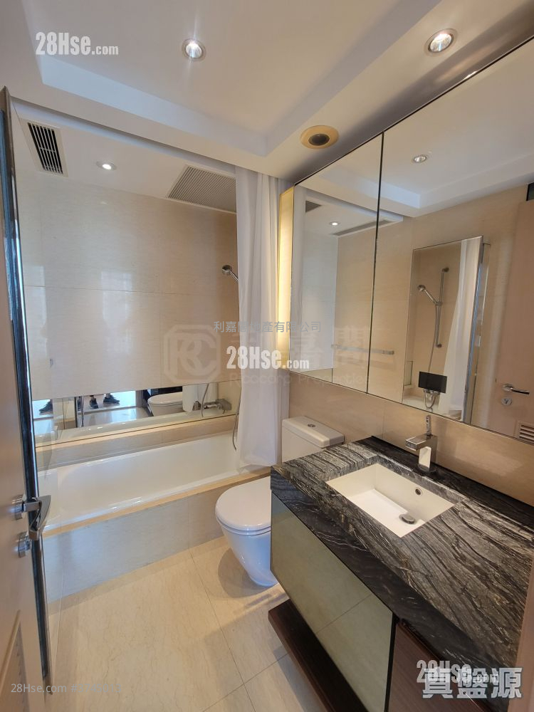 The Cullinan Sell 2 Bedrooms , 2 Bathrooms 635 ft²