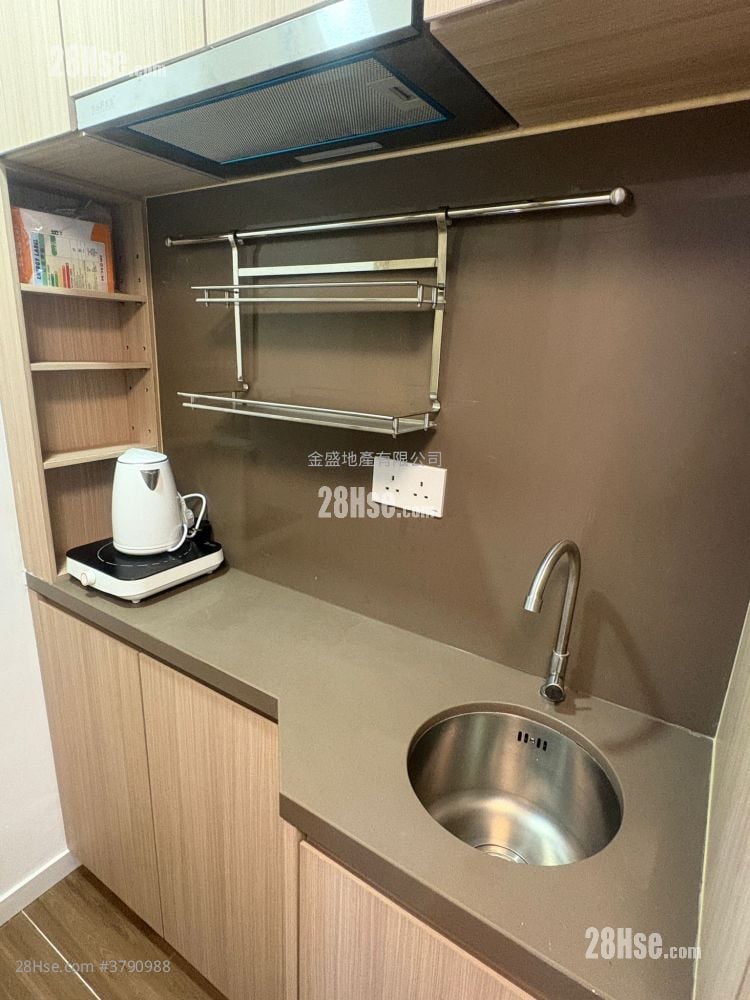 Apartment Rental 1 Bathroom 130 ft²