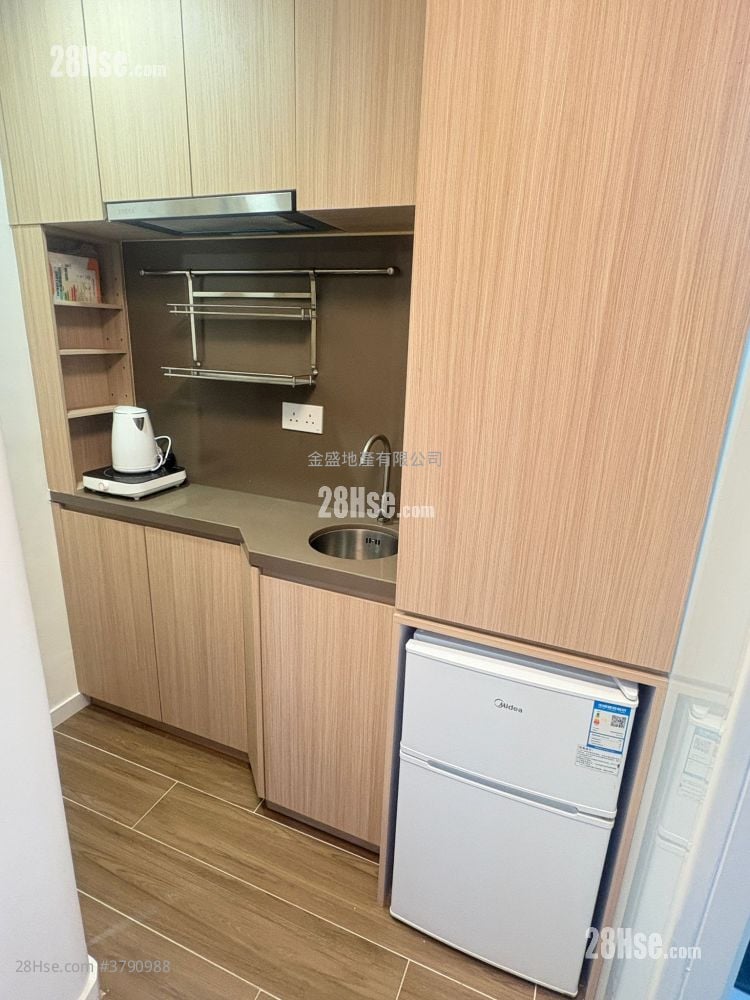 Apartment Rental 1 Bathroom 130 ft²