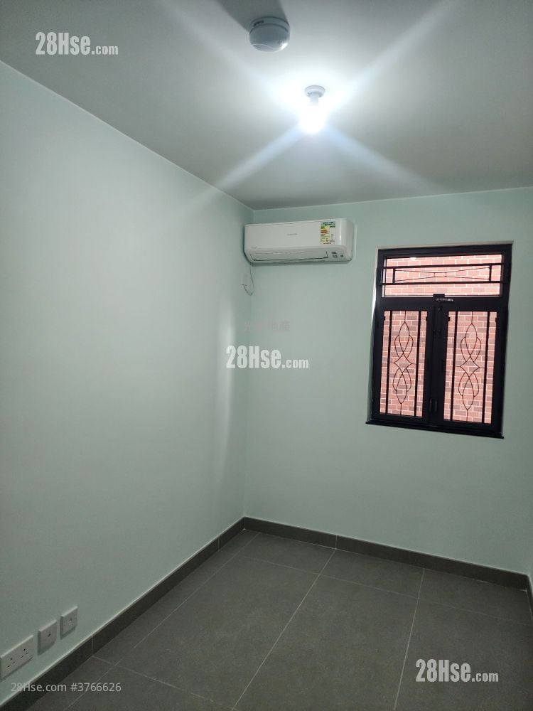 村屋 租盘 2 房 , 1 浴室