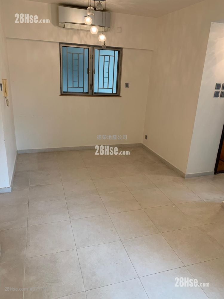 The Parcville Sell 2 Bedrooms , 1 Bathroom 460 ft²