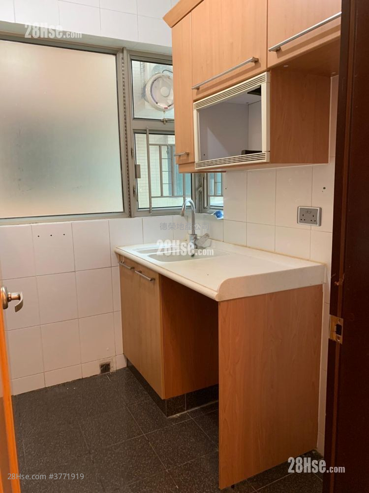 The Parcville Sell 2 Bedrooms , 1 Bathroom 460 ft²