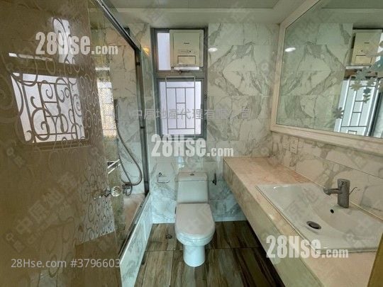 溱岸8号 售盘 3 房 , 2 浴室 737 平方尺