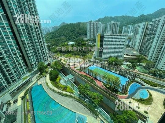 溱岸8号 售盘 3 房 , 2 浴室 737 平方尺