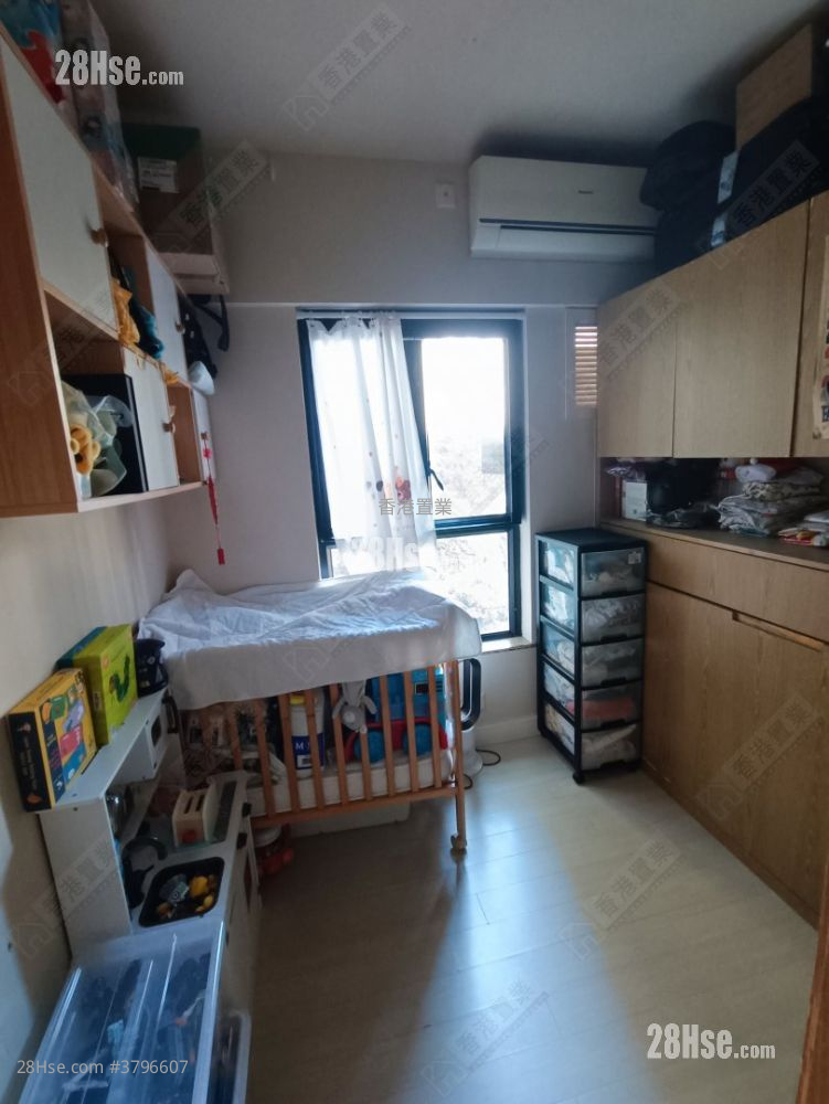 Park Island Sell 2 Bedrooms , 1 Bathroom 532 ft²