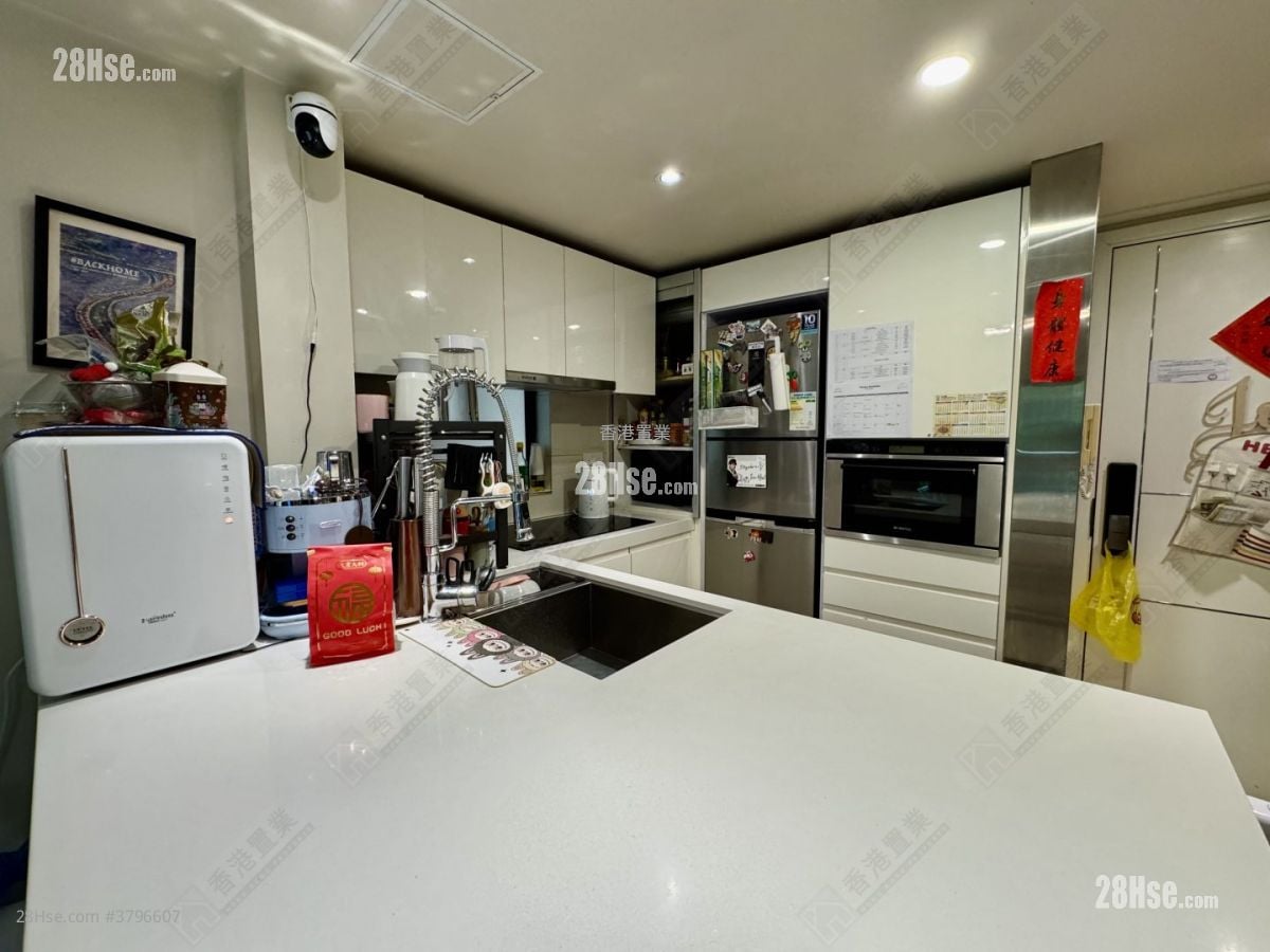 Park Island Sell 2 Bedrooms , 1 Bathroom 532 ft²