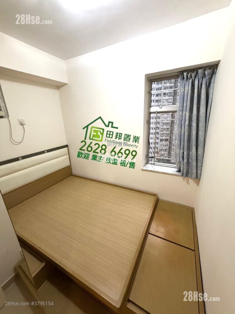 Tsuen King Garden Sell 2 Bedrooms , 1 Bathroom 380 ft²