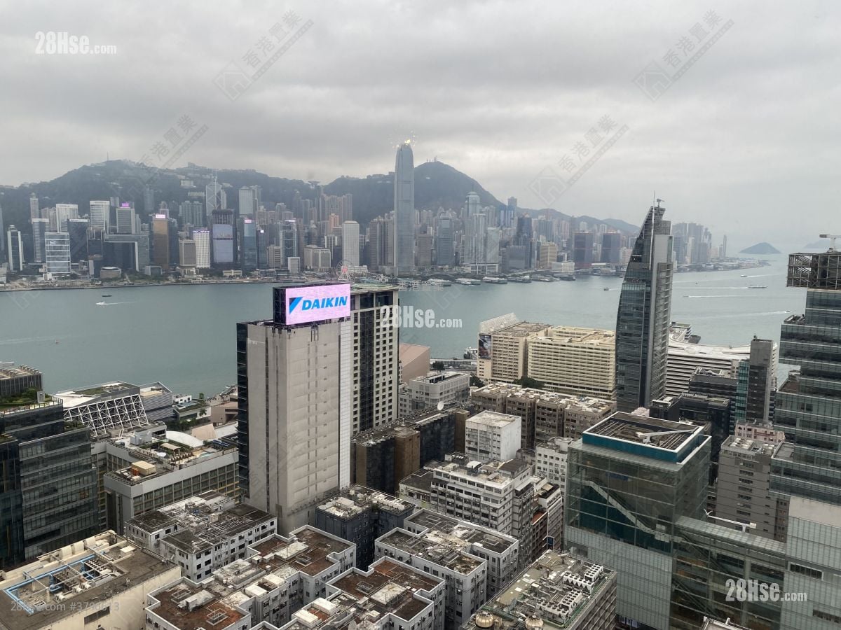 The Masterpiece Sell 2 Bedrooms , 2 Bathrooms 1,133 ft²