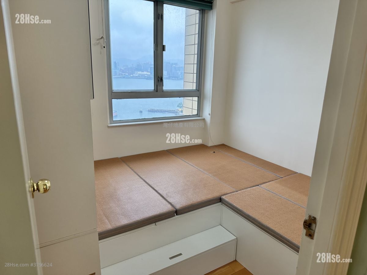 Elizabeth House Rental 2 Bedrooms , 1 Bathroom 540 ft²