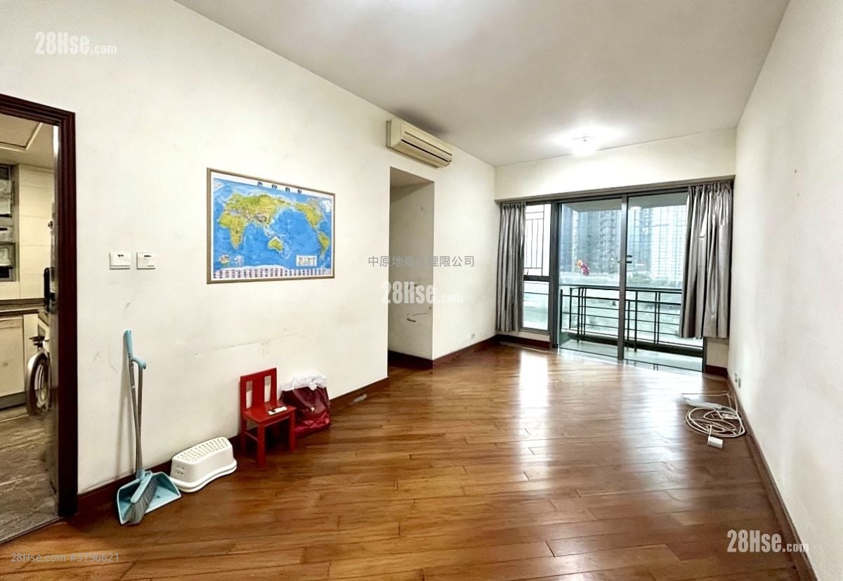 The Palazzo Sell 3 Bedrooms , 2 Bathrooms 696 ft²