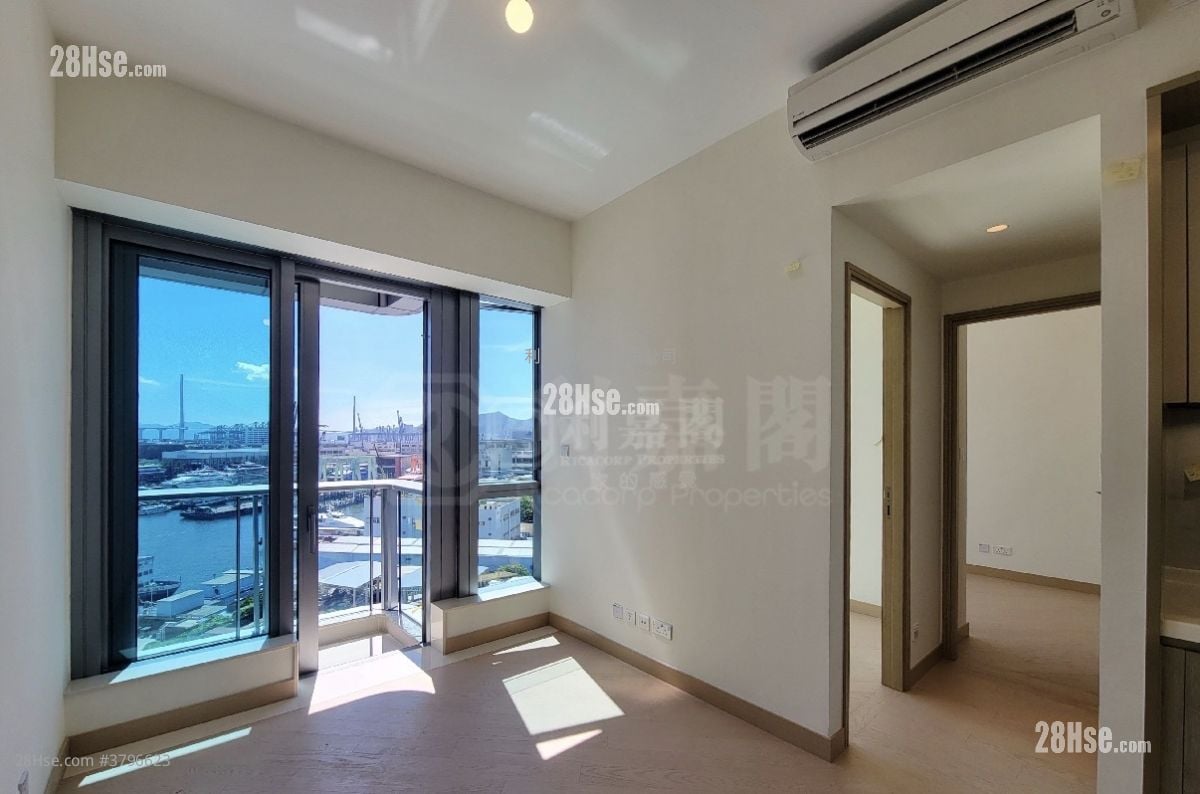 Grand Victoria Sell 2 Bedrooms , 1 Bathroom 448 ft²