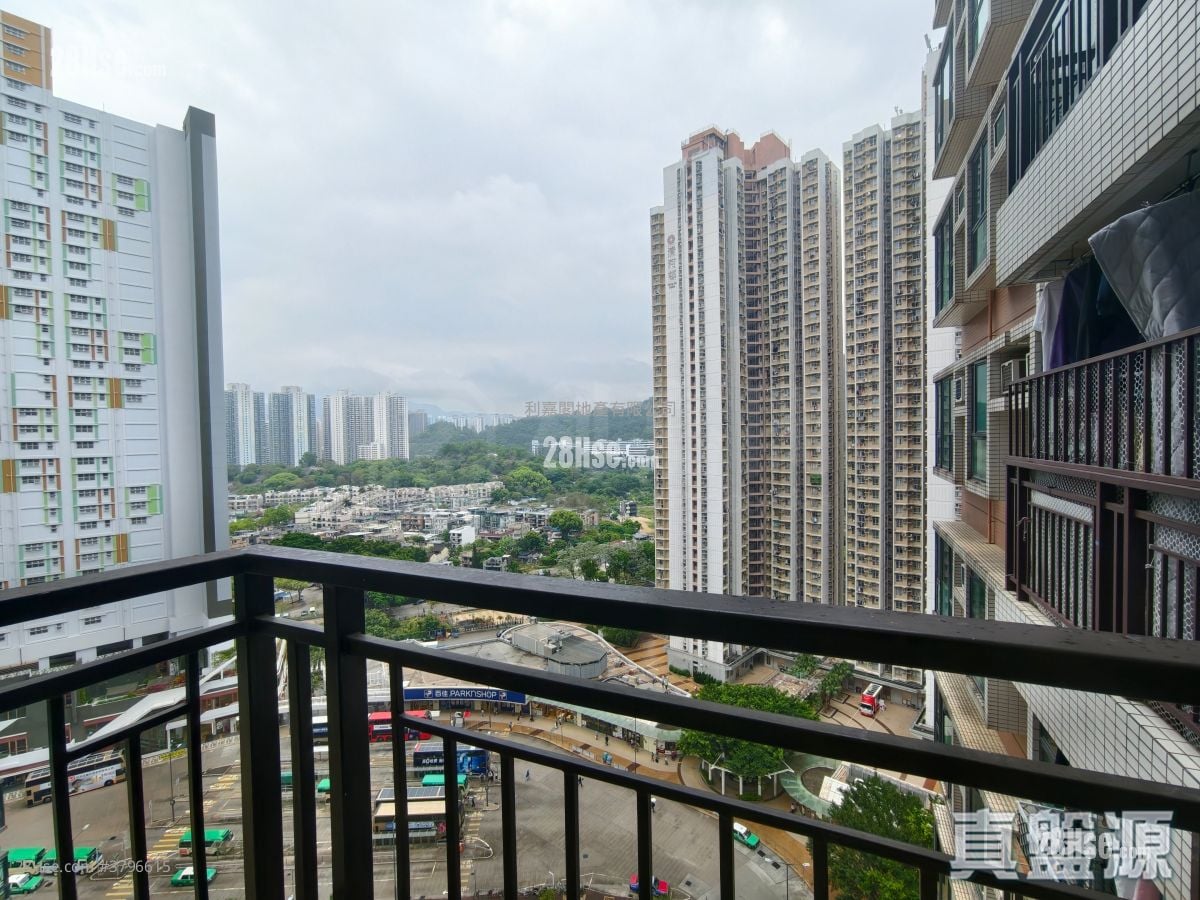 Royal Green Sell 3 Bedrooms , 1 Bathroom 551 ft²