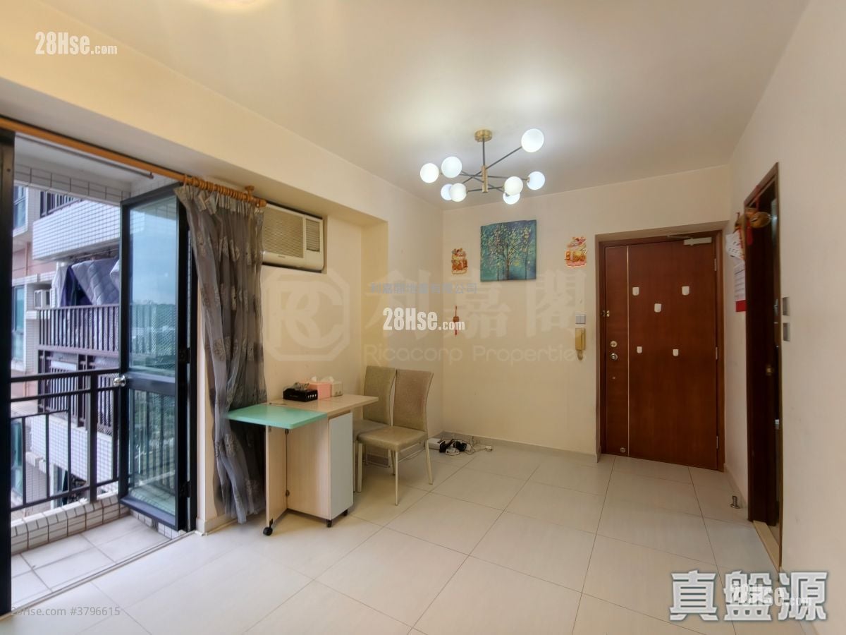 Royal Green Sell 3 Bedrooms , 1 Bathroom 551 ft²