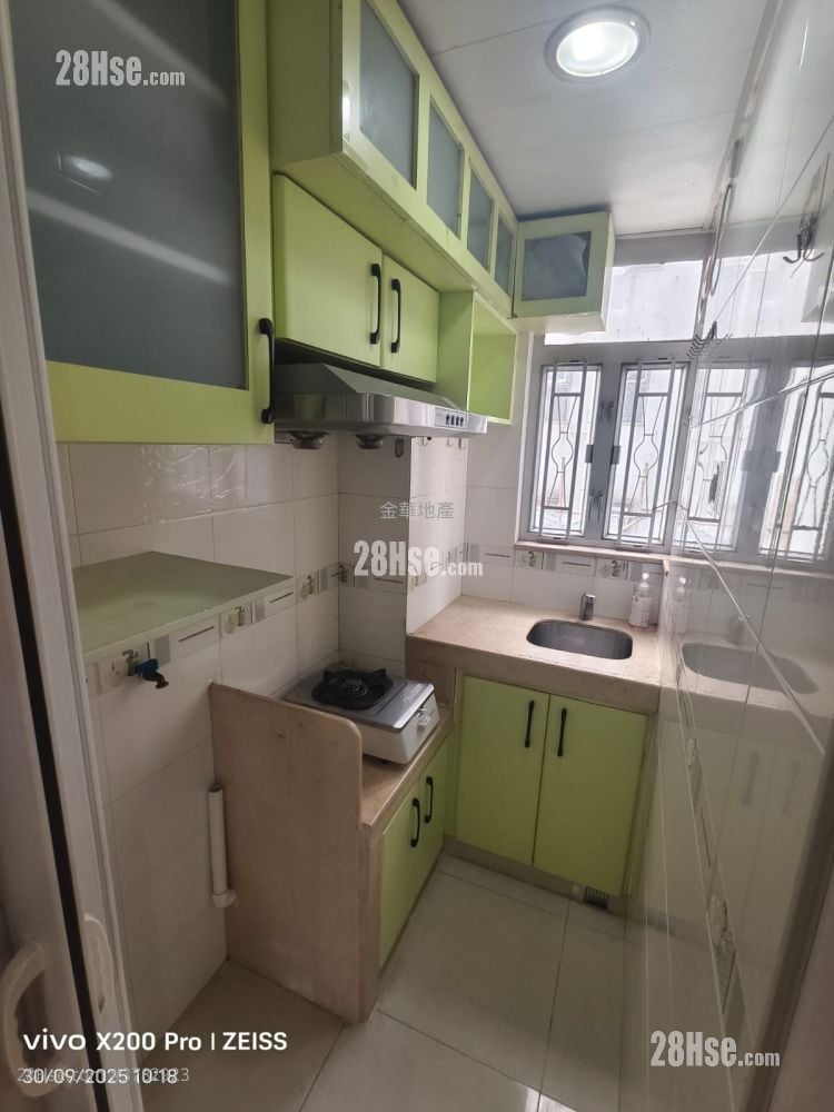 Po Wah Building Rental 1 Bedroom 211 ft²