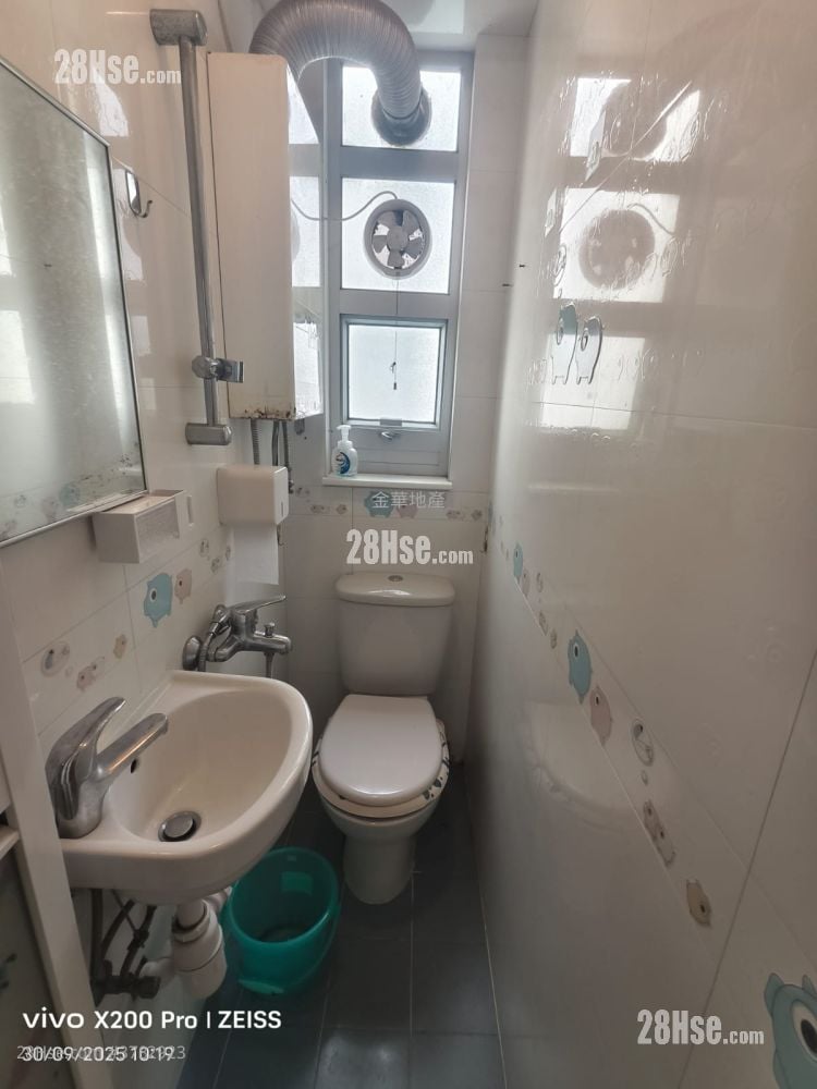 Po Wah Building Rental 1 Bedroom 211 ft²