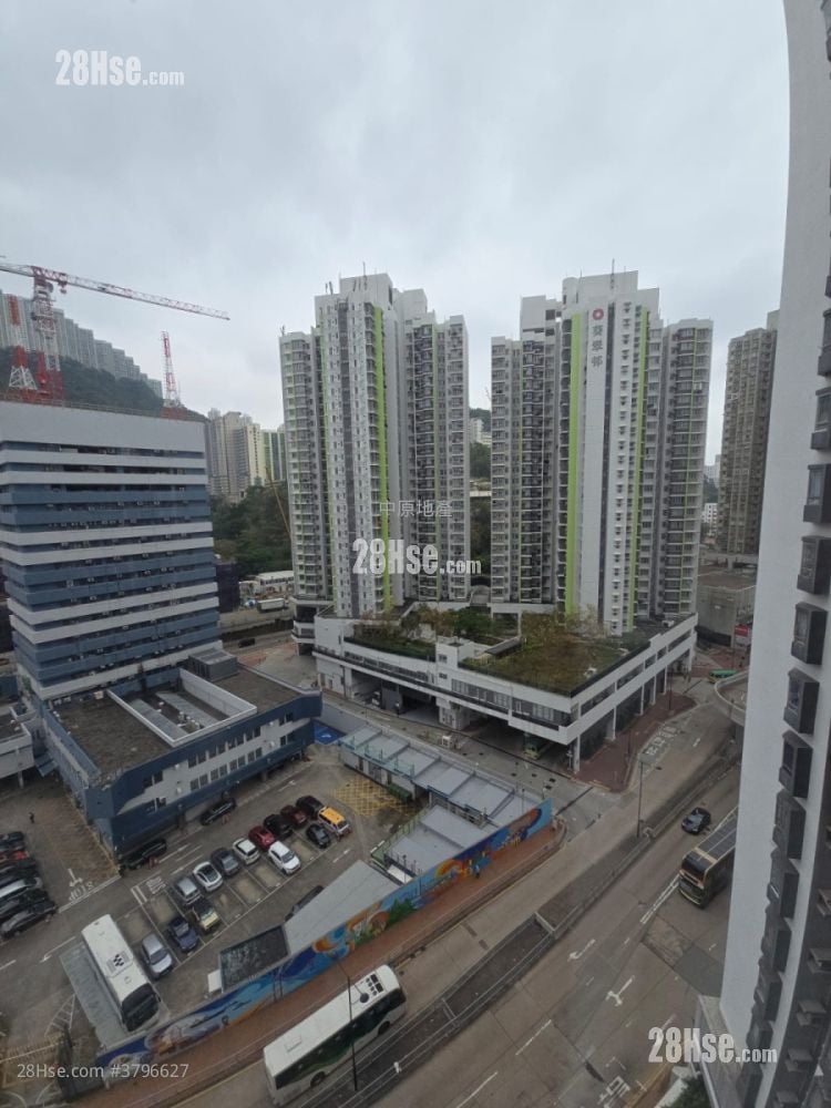 New Kwai Fong Gardens Sell 2 Bedrooms , 1 Bathroom 418 ft²