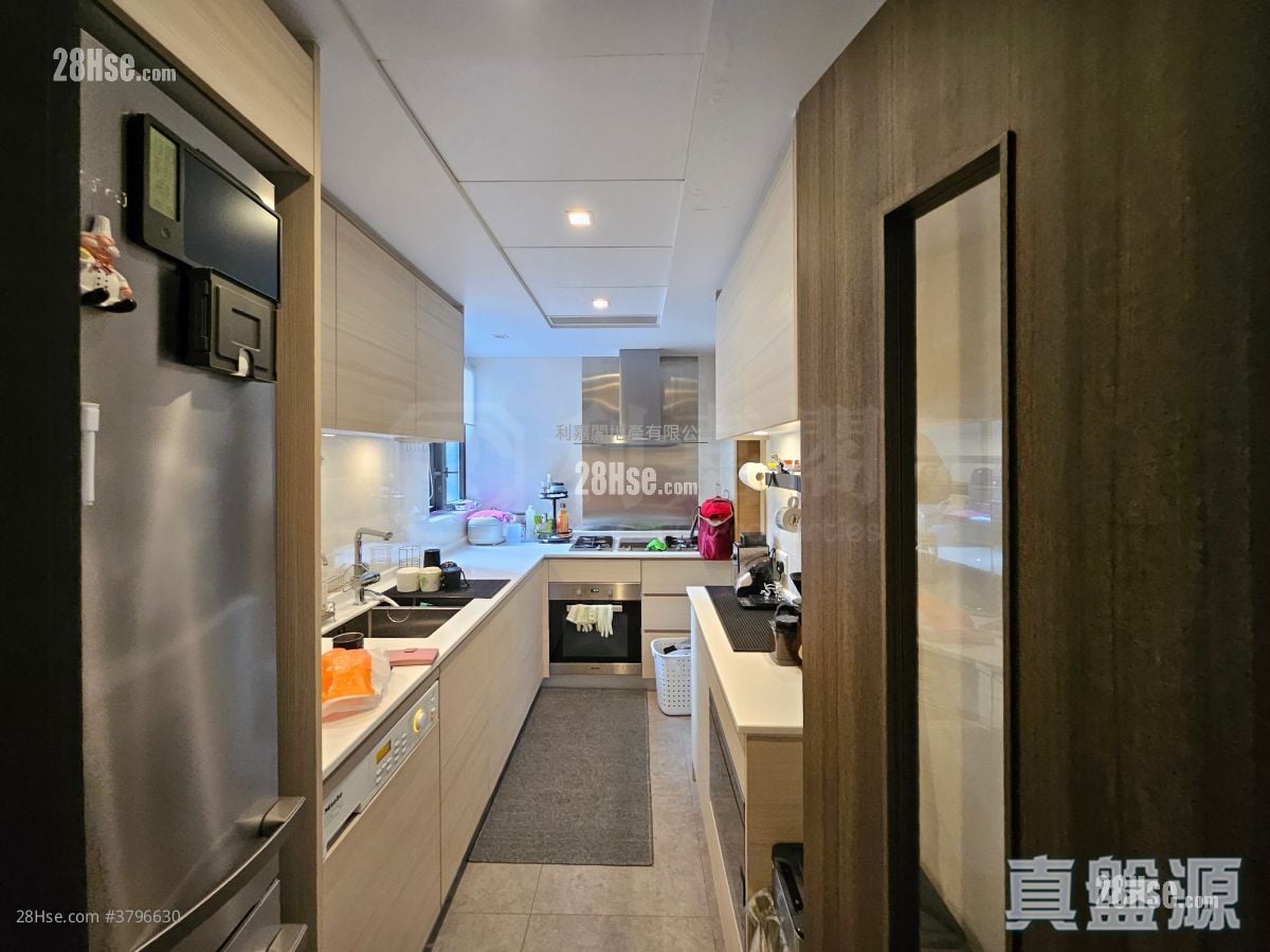 皓畋 租盘 943 平方尺