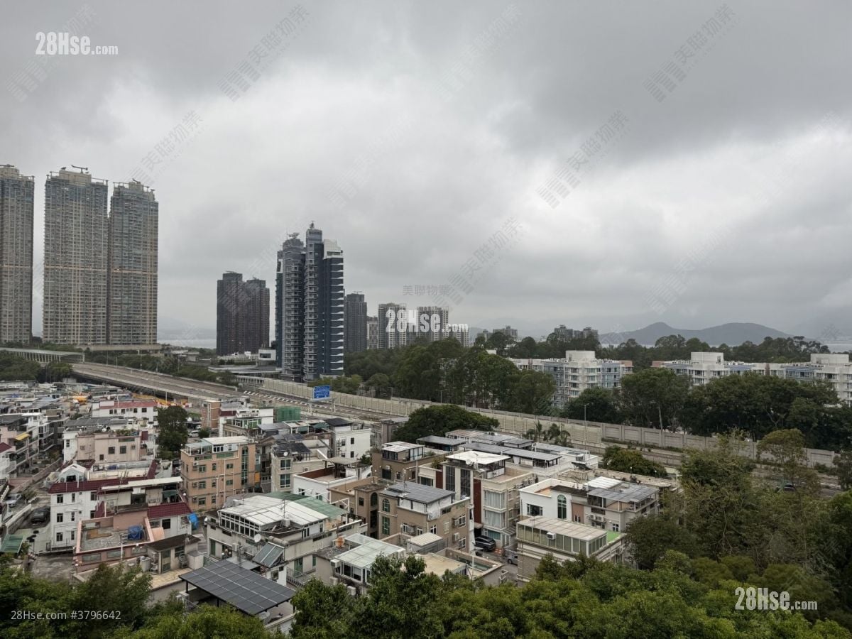 Symphony Bay Sell 4 Bedrooms , 3 Bathrooms 1,327 ft²