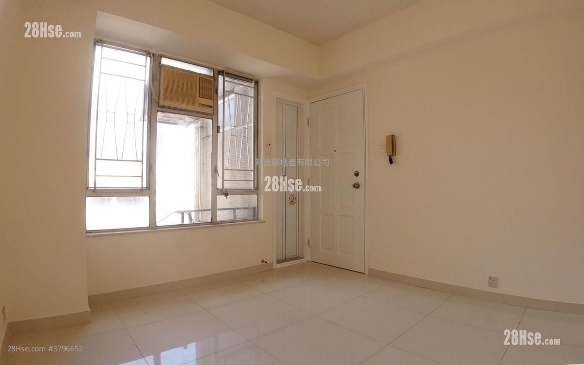 Kin Wo Court Sell 1 Bedroom , 1 Bathroom 269 ft²
