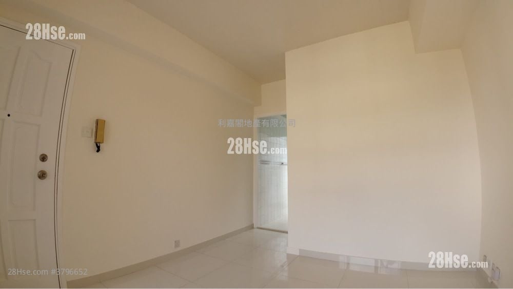 Kin Wo Court Sell 1 Bedroom , 1 Bathroom 269 ft²