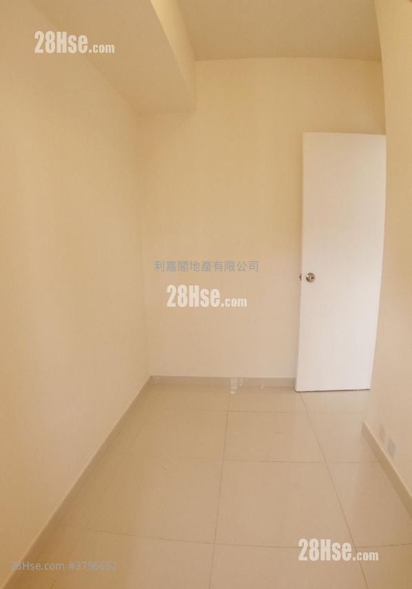 Kin Wo Court Sell 1 Bedroom , 1 Bathroom 269 ft²