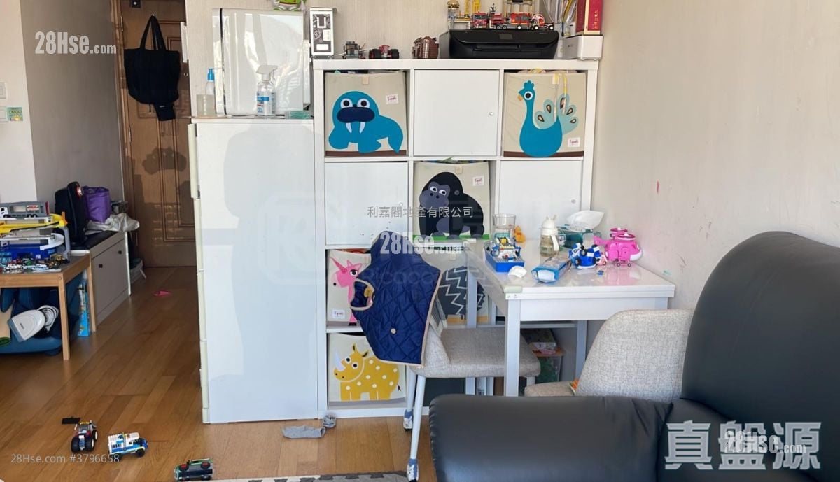 Greenview Villa Sell 1 Bedroom , 1 Bathroom 449 ft²