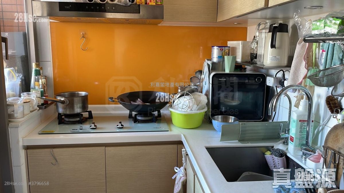 Greenview Villa Sell 1 Bedroom , 1 Bathroom 449 ft²