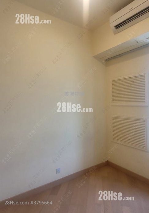 Grand Yoho Rental 2 Bedrooms , 1 Bathroom 537 ft²