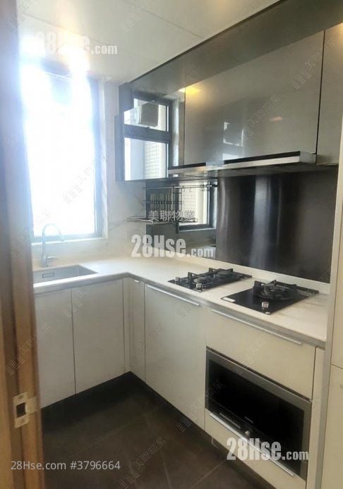 Grand Yoho Rental 2 Bedrooms , 1 Bathroom 537 ft²