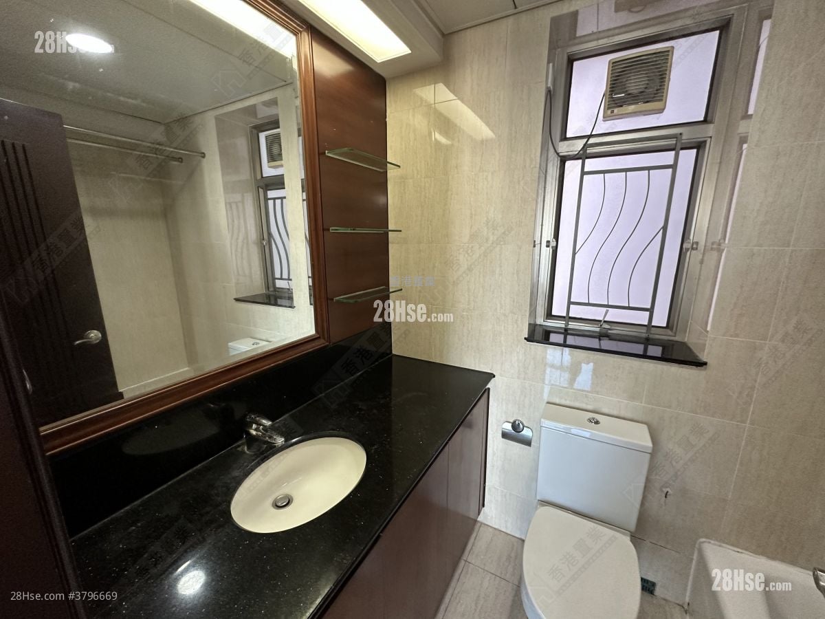 擎天半岛 售盘 3 房 , 2 浴室 757 平方尺