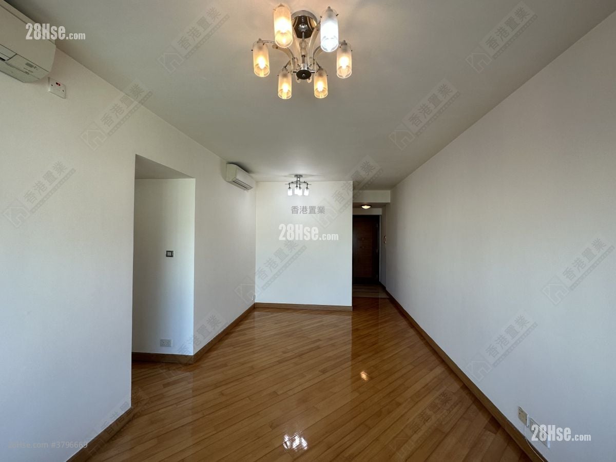 擎天半岛 售盘 3 房 , 2 浴室 757 平方尺