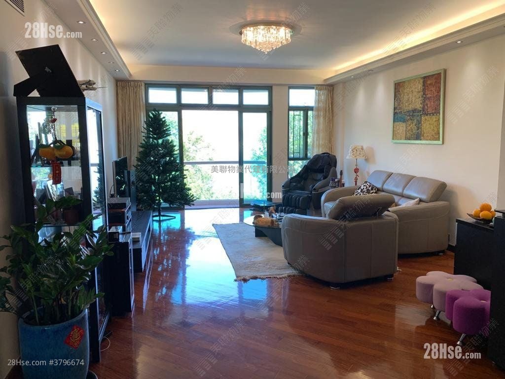 Emerald Palace Sell 4 Bedrooms , 4 Bathrooms 2,225 ft²