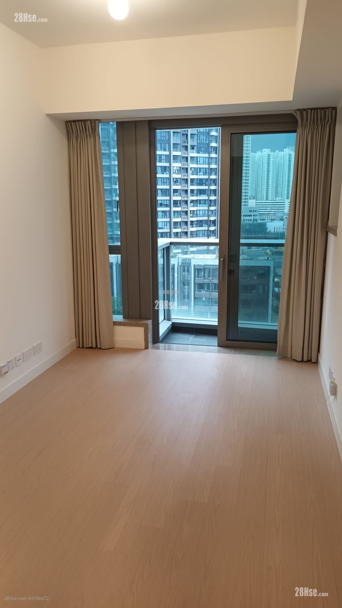 Monaco Rental 2 Bedrooms , 1 Bathroom 446 ft²