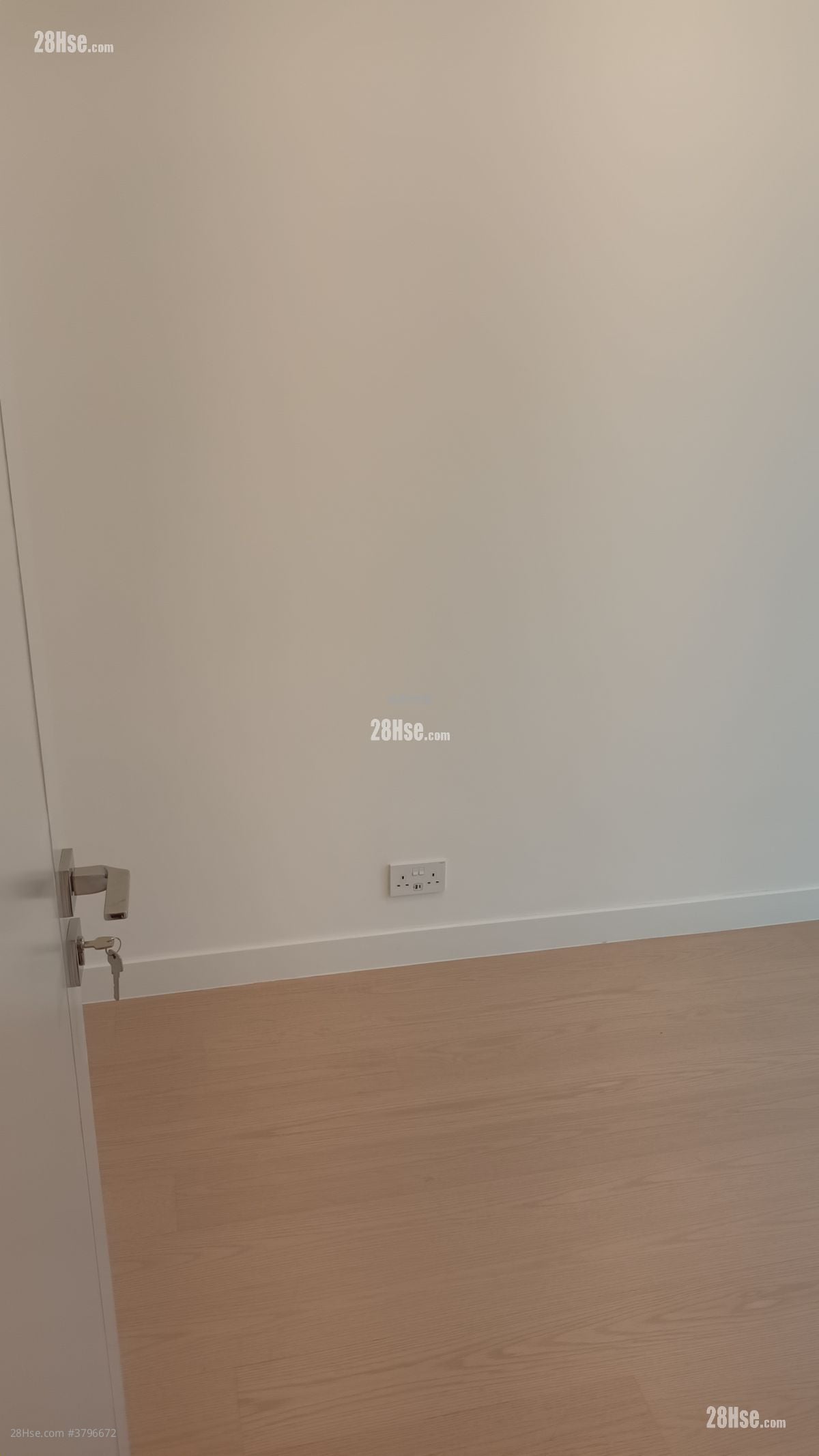 Monaco Rental 2 Bedrooms , 1 Bathroom 446 ft²