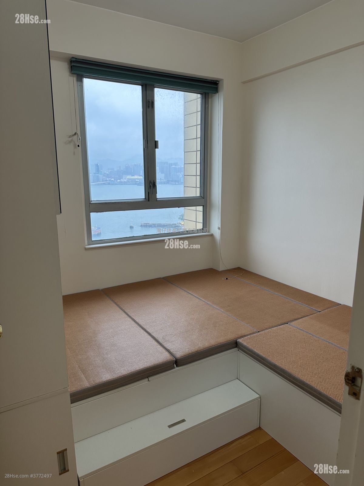 Elizabeth House Rental 2 Bedrooms , 1 Bathroom 540 ft²