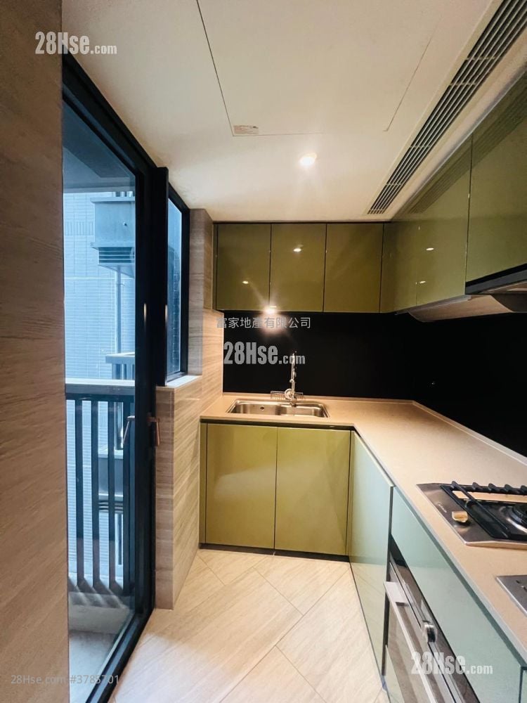 Fleur Pavilia Rental 1 Bedroom , 1 Bathroom 570 ft²