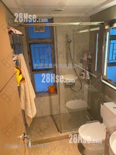 溱岸8号 售盘 4 房 , 3 浴室 1,398 平方尺