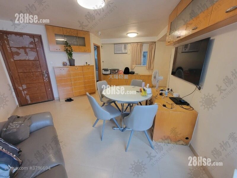 黄埔花园 售盘 4 房 755 平方尺