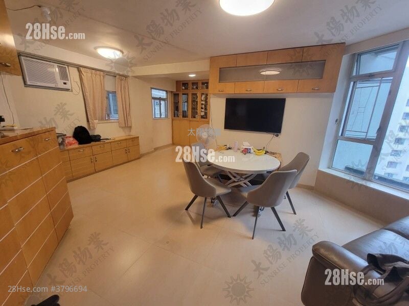 黄埔花园 售盘 4 房 755 平方尺